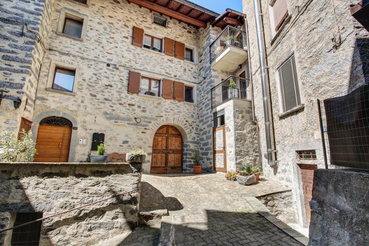 La Maison Du Bonheur Grosio Apartment Екстериор снимка