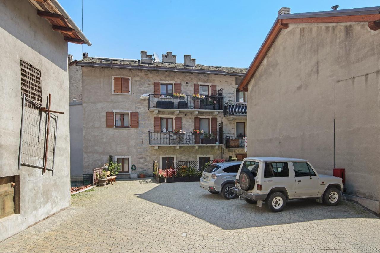 La Maison Du Bonheur Grosio Apartment Екстериор снимка